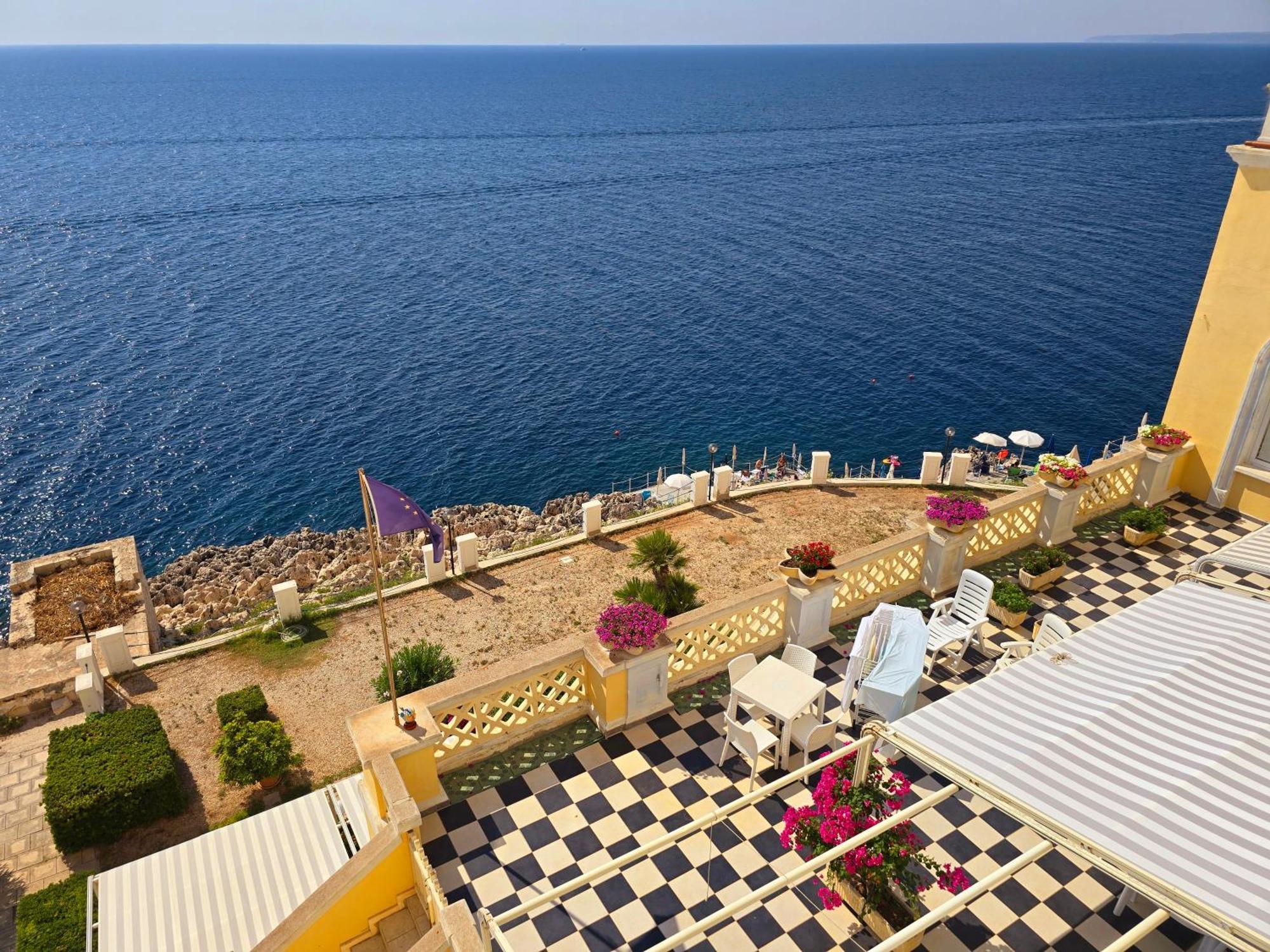 Miramare Palazzo Tamborino Apartment Santa Cesarea Terme Exterior photo